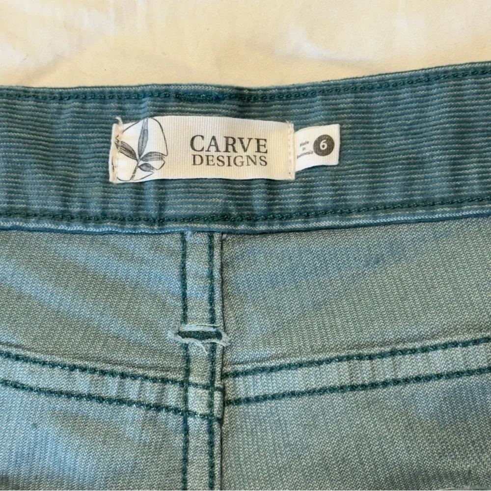 Carve Designs Shorts size 6 Corduroy green - Picture 6 of 6